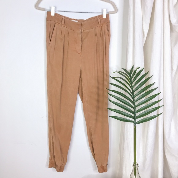 Aritzia Wilfred Ingres Camel Slouchy Jogger Pants - Picture 3 of 8